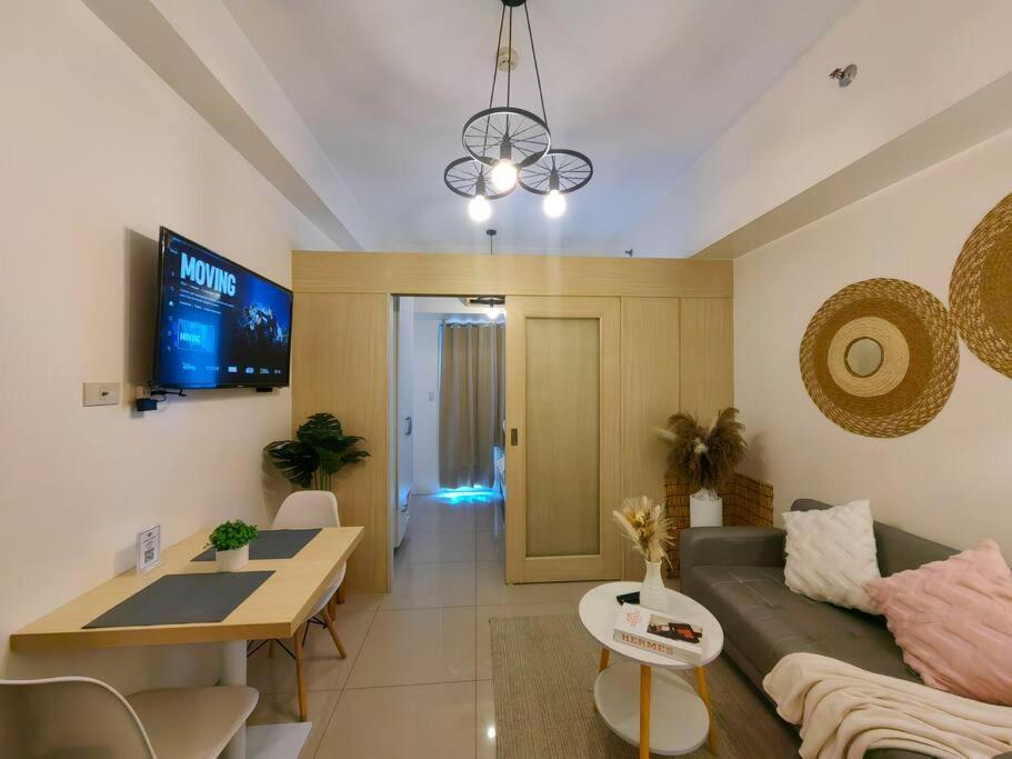 1br Condotel W Balcony Sm Light Residences -lt02 * Manila