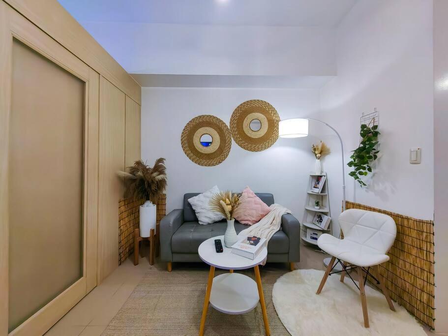 1br Condotel W Balcony Sm Light Residences -lt02 Manila